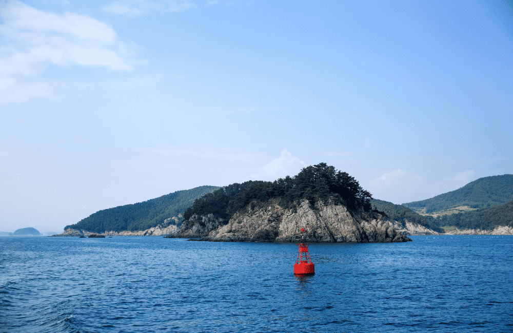 Saryangdo island