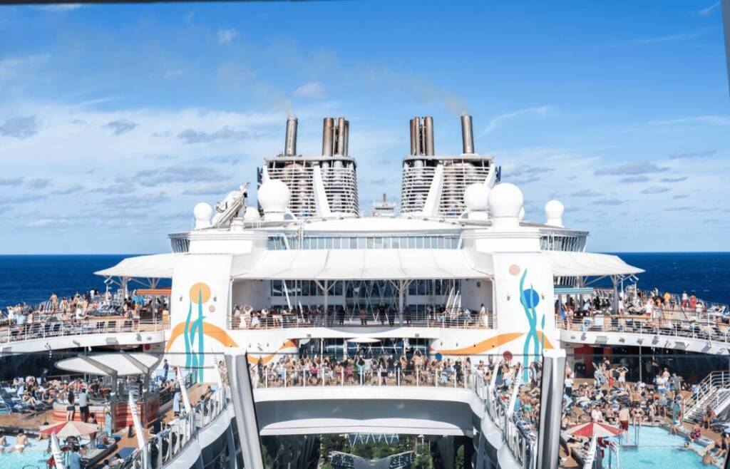 Allure of the Seas – Royal Caribbean (Oasis Class ship)